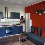 Am Waldesrand 3*