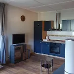 Am Waldesrand 3*