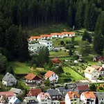 Am Waldesrand