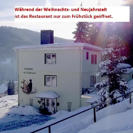 Pensión Am Waldesrand 3*