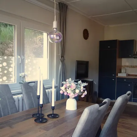 Am Waldesrand Konukevi Ilmenau