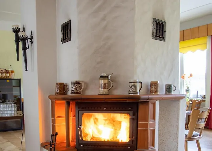 Konukevi Am Waldesrand 3*