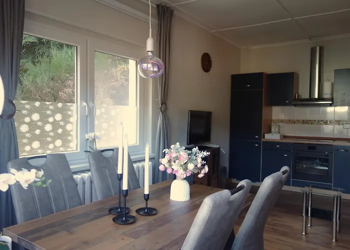 Am Waldesrand Konukevi Ilmenau